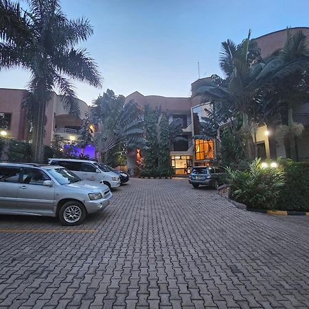 Excelsis Garden Hotels - Kampala Buitenkant foto