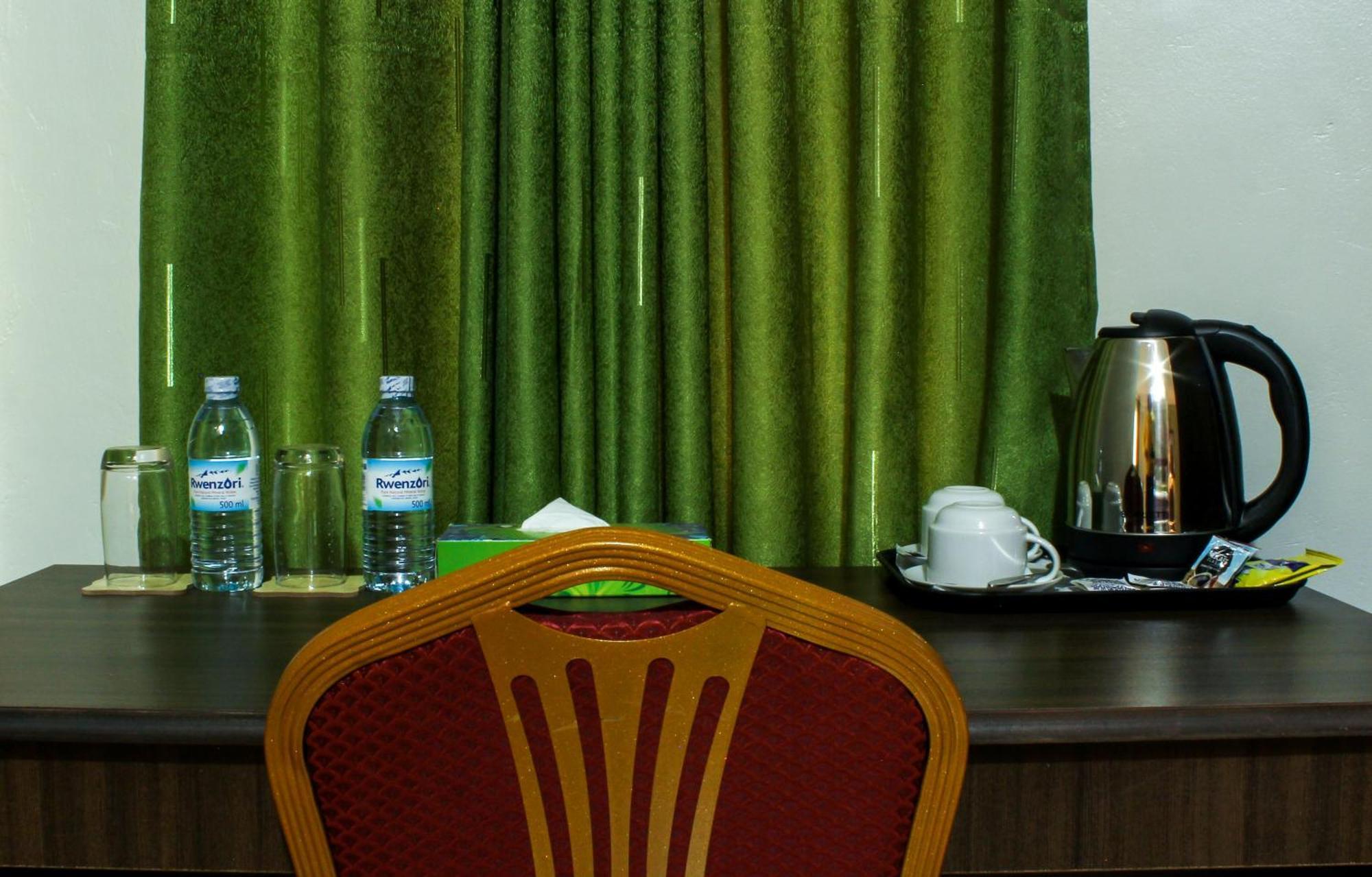 Excelsis Garden Hotels - Kampala Buitenkant foto